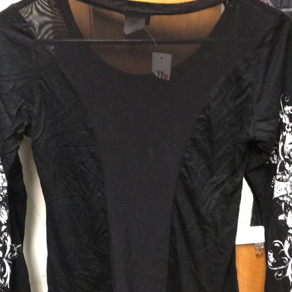 Top - Picture 6 of 6